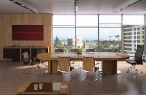 Столы для переговоров DAO Walnut