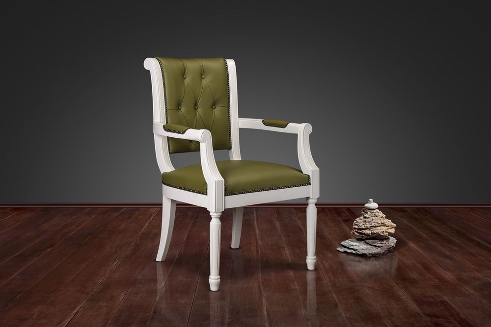 Стул для посетителя