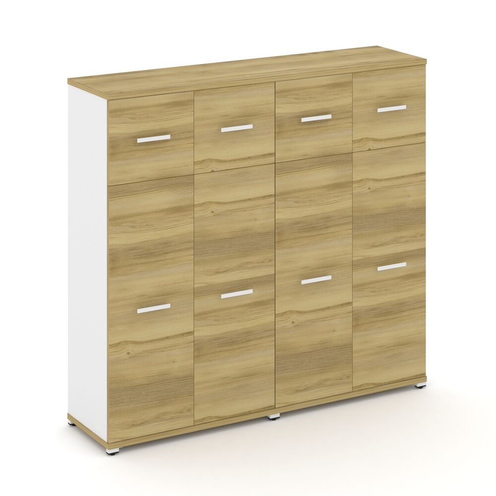 Шкаф две широкие секции, 4 ниши