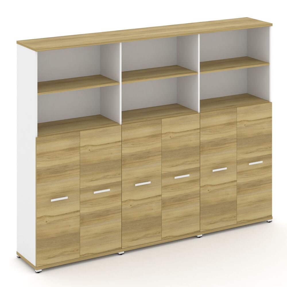 Шкаф три широкие секции, 5 ниш