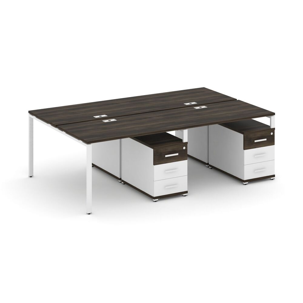 Рабочая станция на 4 места с двумя двухсторонними опорными тумбами