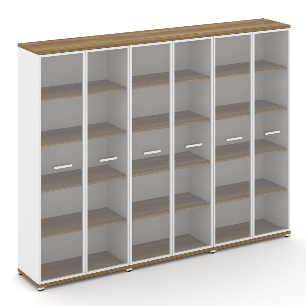 Шкаф три широкие секции, 5 ниш