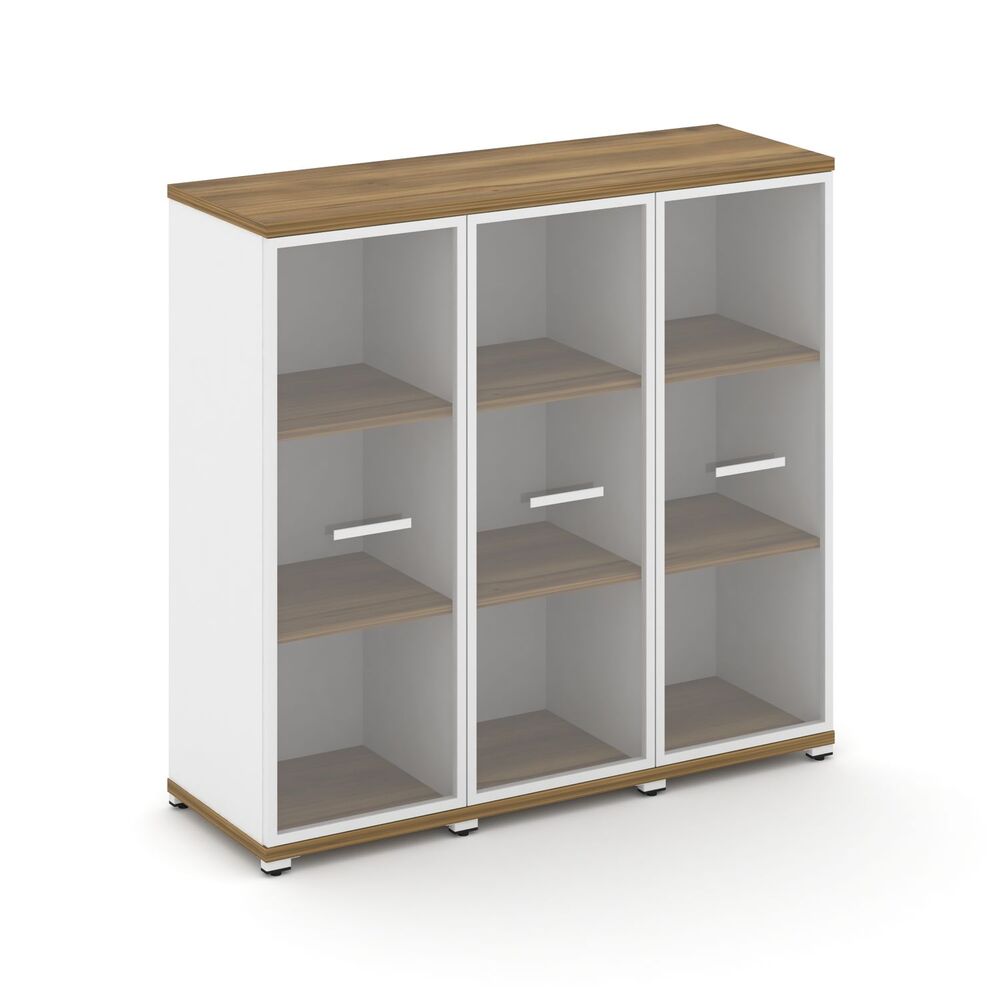 Шкаф три узкие секции, 3 ниши