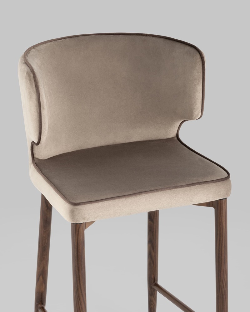 Стул полубарный