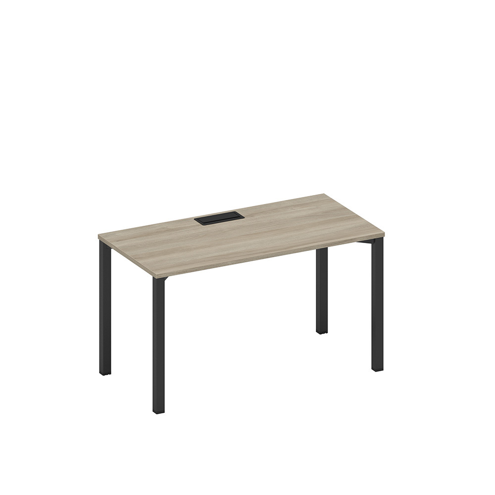 Стол письменный на металлокаркасе, столешница с заглушкой